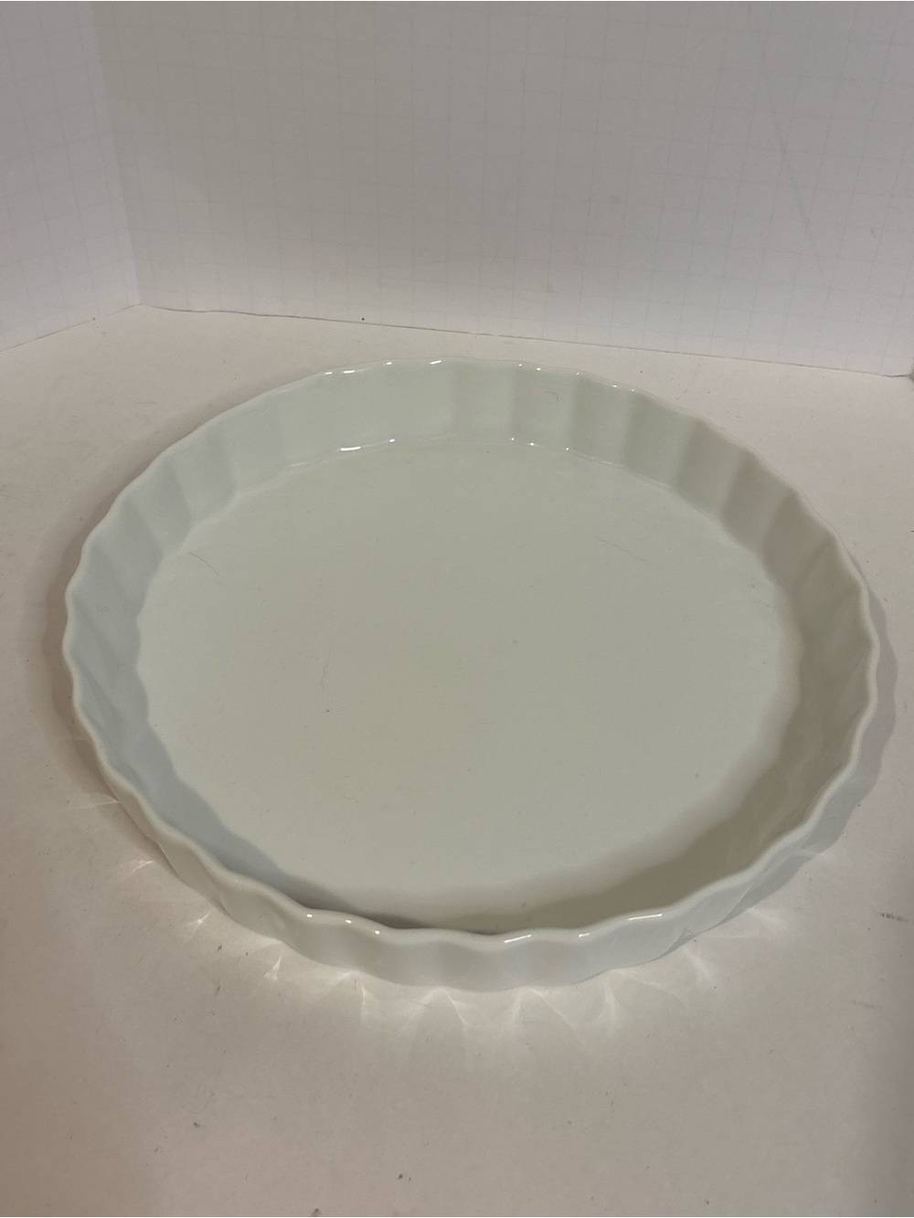 White Ceramic Fluted Quiche and Tart Dish - Home Kitchen